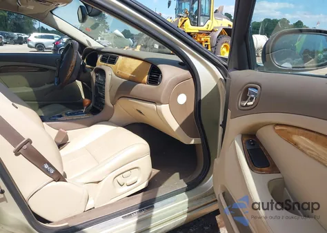 2006 Jaguar S-Type 3.0L V6 z USA, uszkodzony, nr VIN SAJWA01A66FN58618